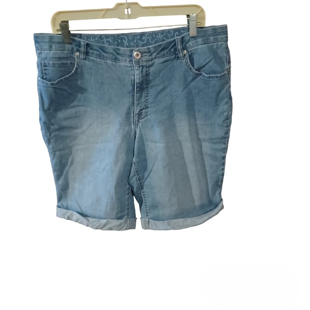 Faded Glory Shorts Plus Size 16W Cuffed